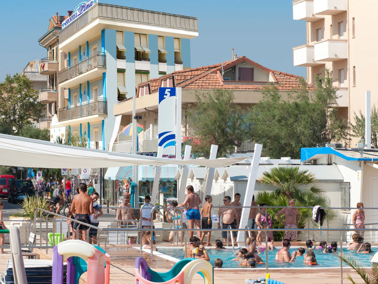 media.Hotel-Lina_spiaggia3 1